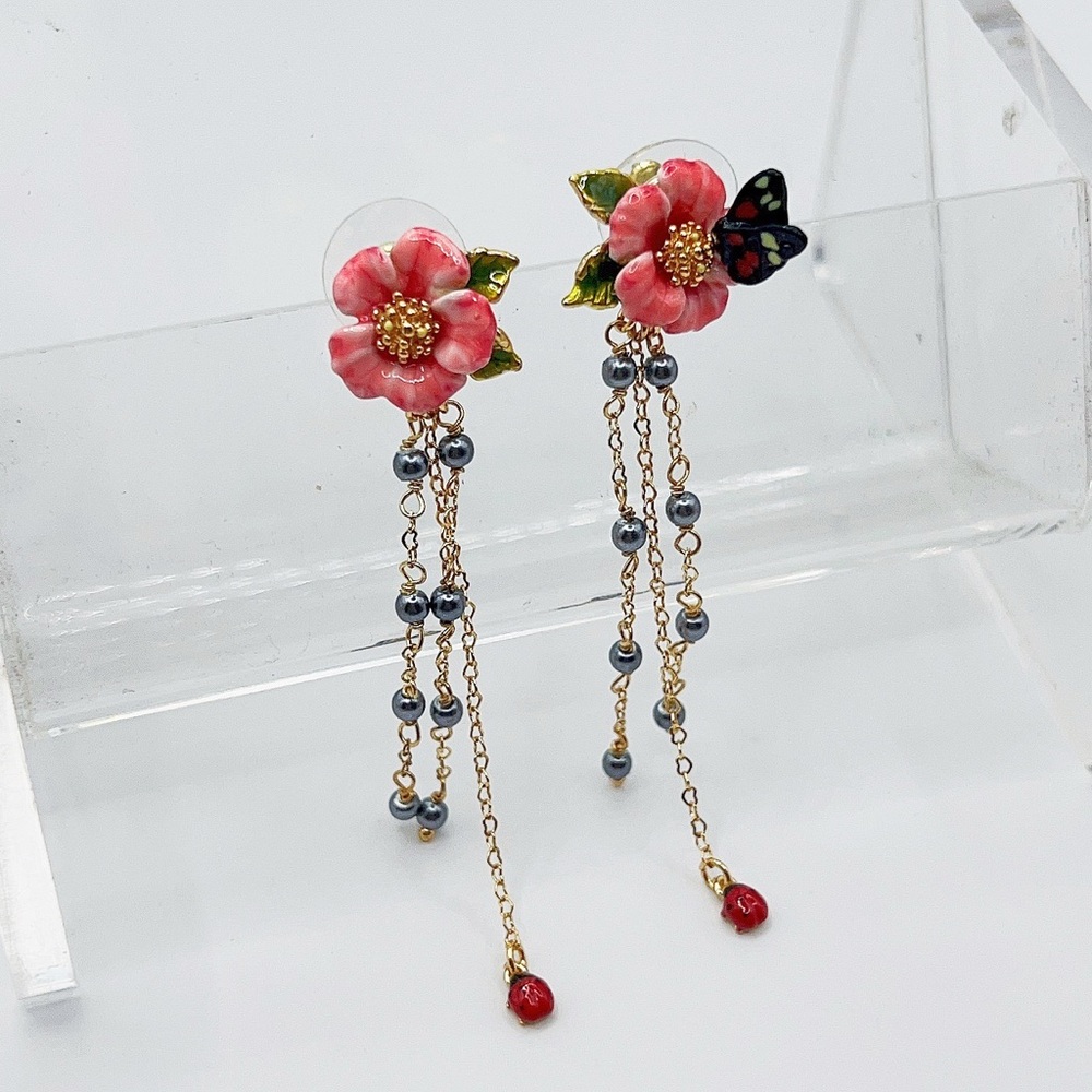 Lea Nereides flower earrings